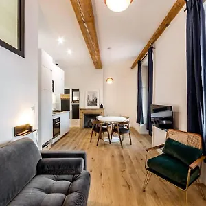 grand-t2-avec-balcon-proche-parc-de-la-tete-dor.hotels-rhonealpes.com/